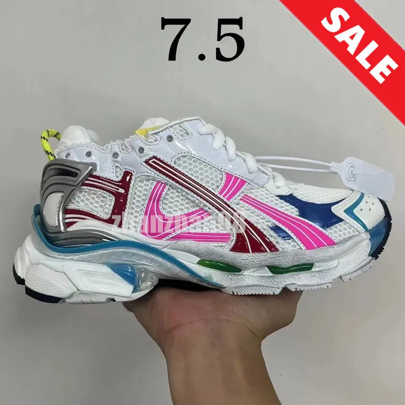 With Box Womens Mens Casual shoes Runner 7.0 7.5 Track 3.0 LED Multicolor Black White Designer Shoes Burgundy Trainers